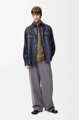 Sobrecamisa em pele de borrego napa e algodão