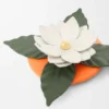 Tampa para vela pequena «Orquídea» em pele de bezerro clássica e latão Tampa para vela pequena «Orquídea» em pele de bezerro clássica e latão