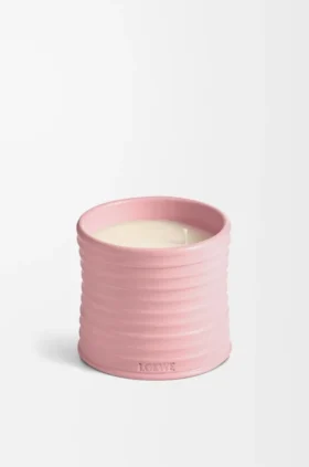 Vela Hera de tamanho médio