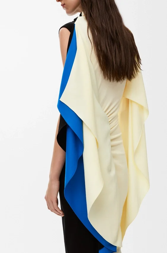 Vestido em viscose elástica Vestido em viscose elástica