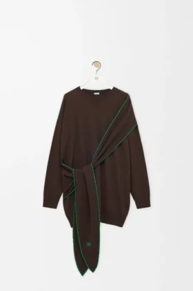 Vestido tipo lenço em lã